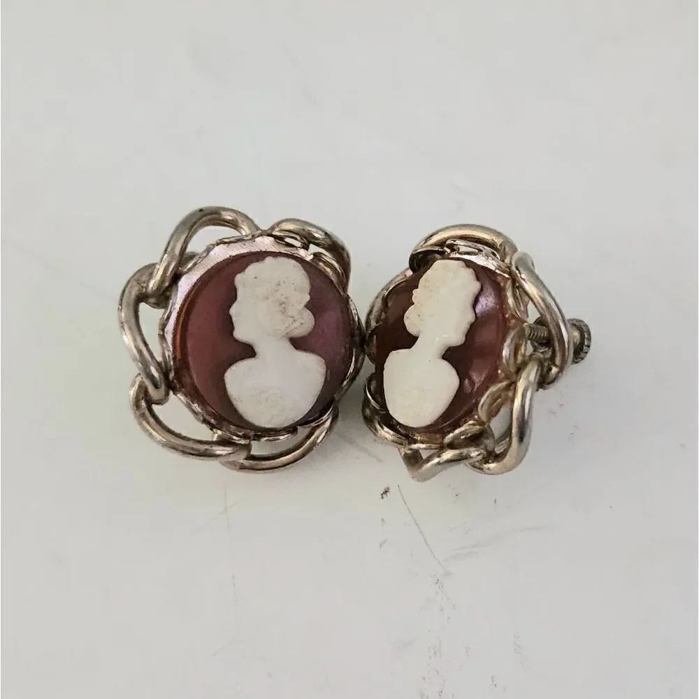 ANTIQUE 1920S SHELL CAMEO EARRINGS SCREWBACKS
